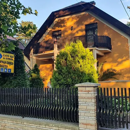 ágnes Siófok-apartman 3 Maison d'hôtes Siófok