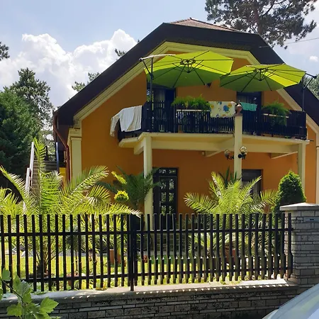 ágnes Siófok-apartman 3 Maison d'hôtes